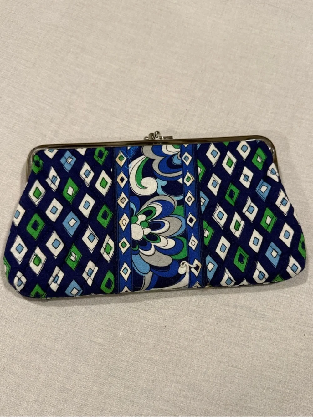 Vera Bradley patterned quilted